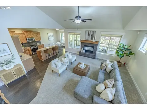 3467 Timberbrook Way Eugene OR 97405