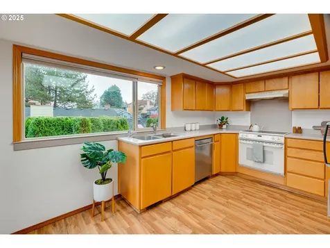 8123 SW 184th Avenue Beaverton OR 97007