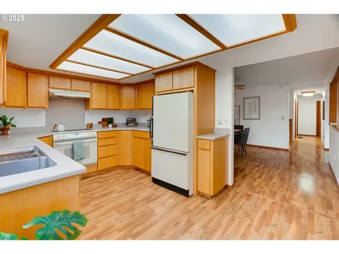 8123 SW 184th Avenue Beaverton OR 97007
