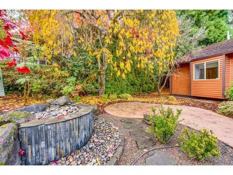 8123 SW 184th Avenue Beaverton OR 97007