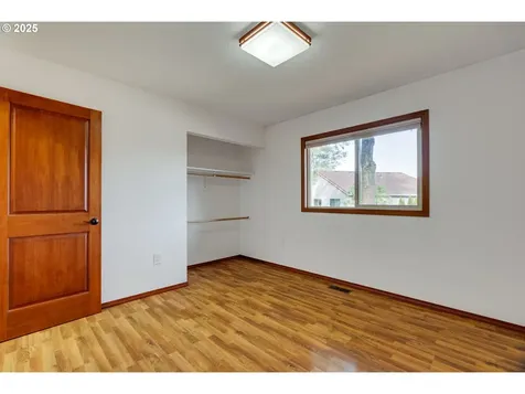 8123 SW 184th Avenue Beaverton OR 97007