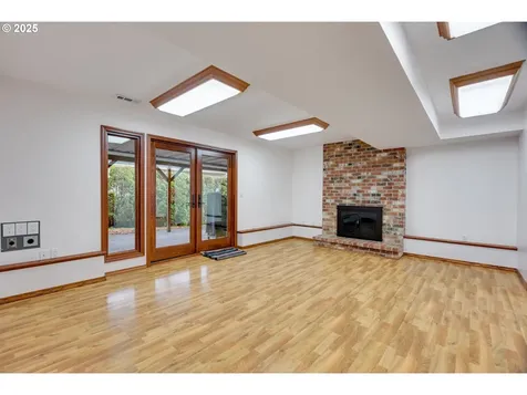 8123 SW 184th Avenue Beaverton OR 97007