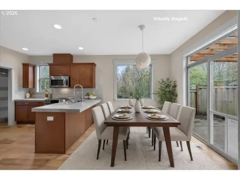 561 N Declaration Drive Carlton OR 97111