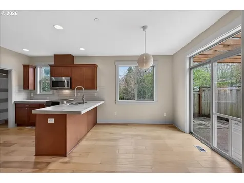 561 N Declaration Drive Carlton OR 97111