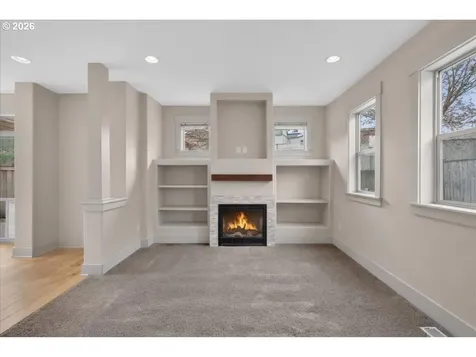 561 N Declaration Drive Carlton OR 97111
