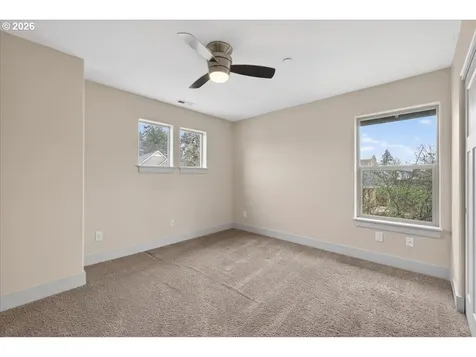561 N Declaration Drive Carlton OR 97111