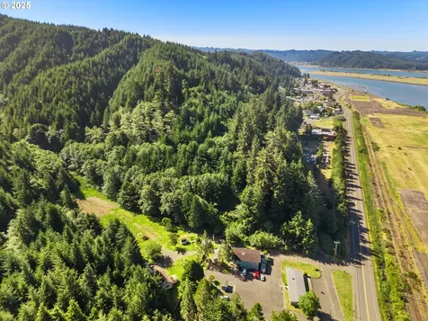77561 Highway 101 Gardiner OR 97441