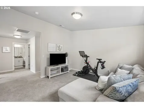 13338 SW Roseberry Lane Portland OR 97224