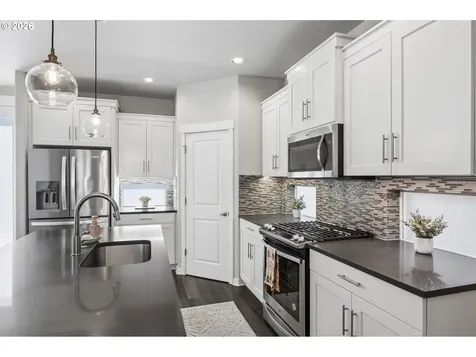 13338 SW Roseberry Lane Portland OR 97224