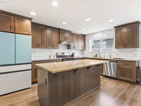 12708 SE 172nd Avenue Happy Valley OR 97086