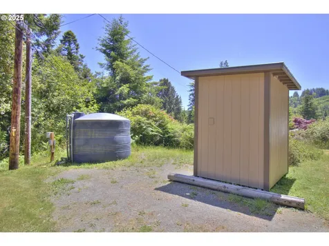 27571 Sitka Lane Gold Beach OR 97444