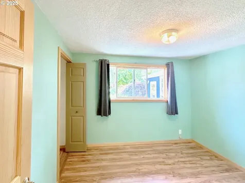 38434 Mckenzie Highway Springfield OR 97478