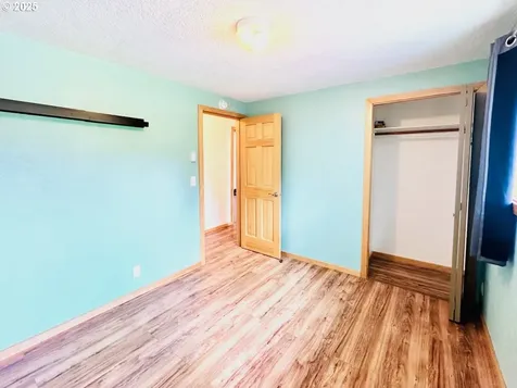 38434 Mckenzie Highway Springfield OR 97478