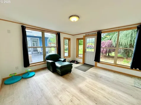 38434 Mckenzie Highway Springfield OR 97478