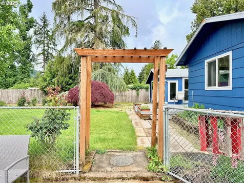 38434 Mckenzie Highway Springfield OR 97478