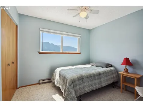 178 NE Tari Lane Stevenson WA 98648