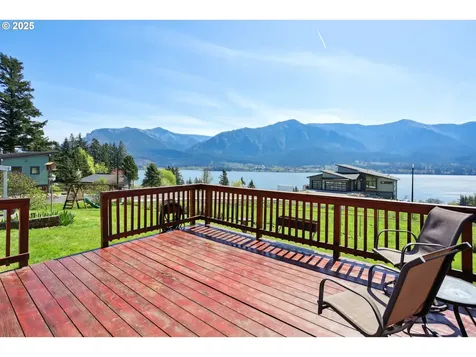 178 NE Tari Lane Stevenson WA 98648