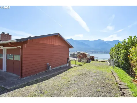 178 NE Tari Lane Stevenson WA 98648