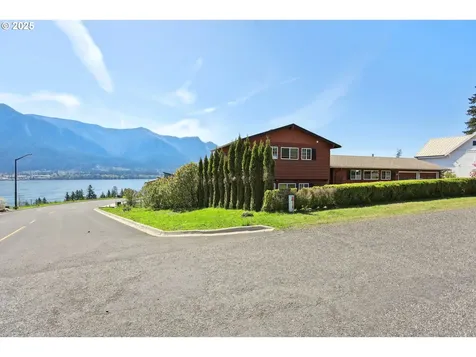 178 NE Tari Lane Stevenson WA 98648