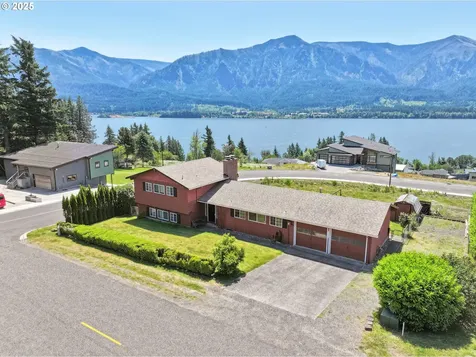 178 NE Tari Lane Stevenson WA 98648