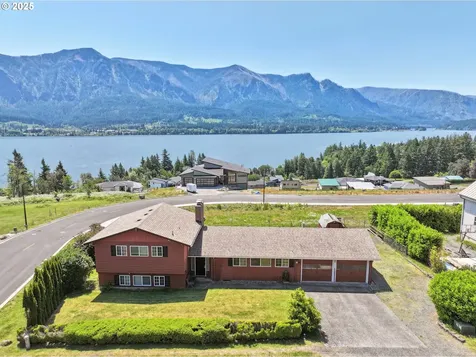 178 NE Tari Lane Stevenson WA 98648