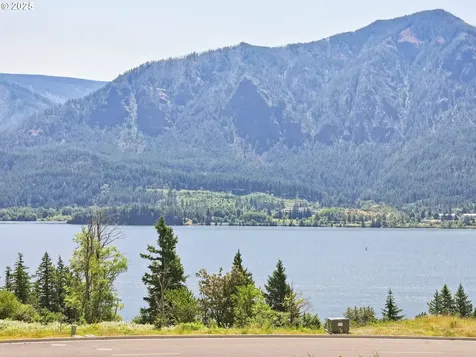 178 NE Tari Lane Stevenson WA 98648