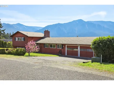178 NE Tari Lane Stevenson WA 98648