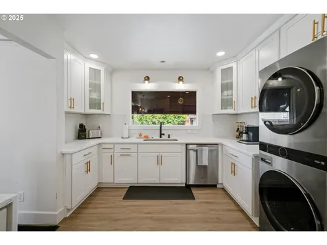 1515 19th Street NE Salem OR 97301