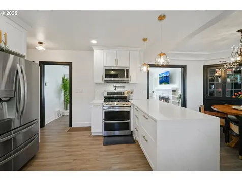 1515 19th Street NE Salem OR 97301
