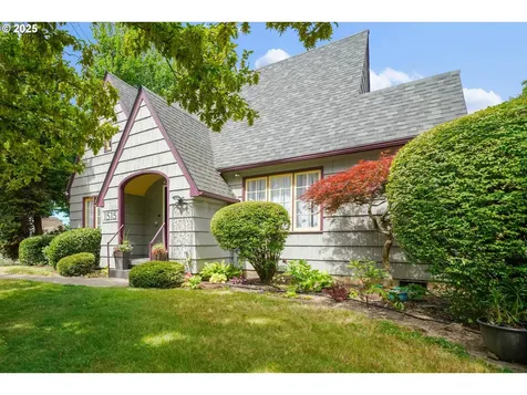 1515 19th Street NE Salem OR 97301