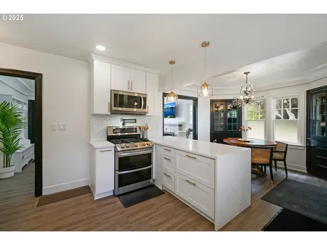 1515 19th Street NE Salem OR 97301
