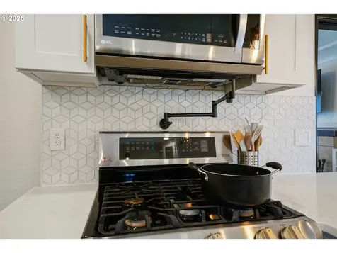 1515 19th Street NE Salem OR 97301