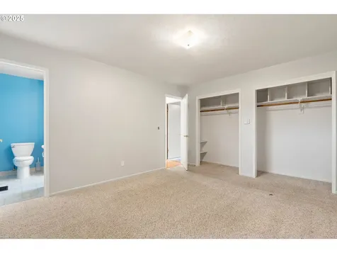 866 SE 136th Avenue Portland OR 97233
