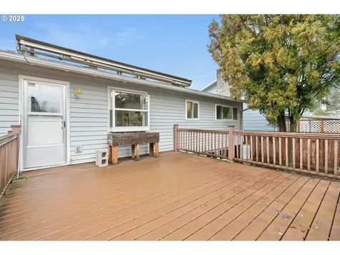 866 SE 136th Avenue Portland OR 97233