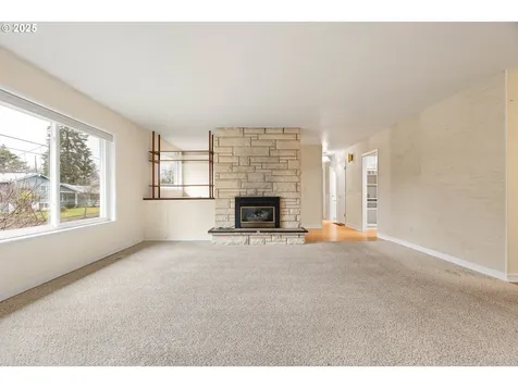 866 SE 136th Avenue Portland OR 97233