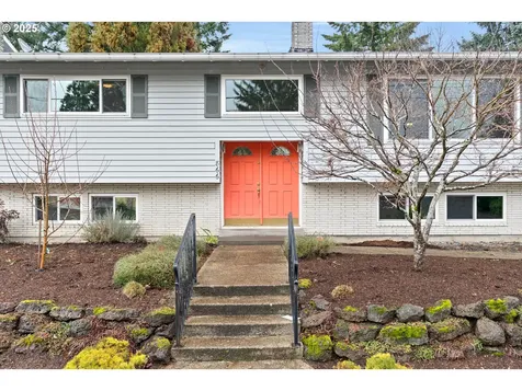 866 SE 136th Avenue Portland OR 97233