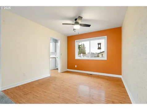 866 SE 136th Avenue Portland OR 97233