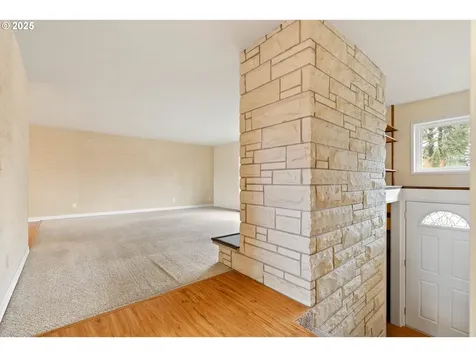 866 SE 136th Avenue Portland OR 97233