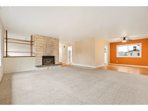 866 SE 136th Avenue Portland OR 97233