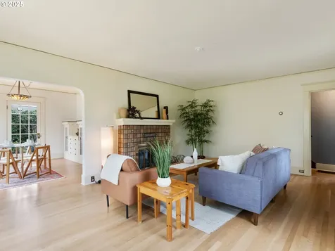 3979 NE 38th Avenue Portland OR 97212