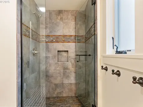 3979 NE 38th Avenue Portland OR 97212