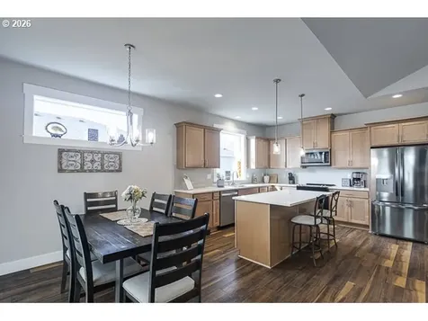 1668 NE Clayton Drive Estacada OR 97023