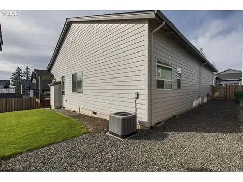 1668 NE Clayton Drive Estacada OR 97023