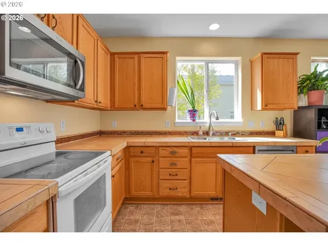 34050 SE Sturgeon Street Scappoose OR 97056