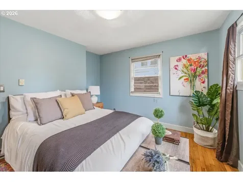 46 NE Buffalo Street Portland OR 97211
