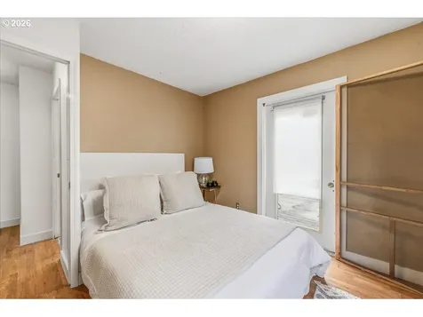 46 NE Buffalo Street Portland OR 97211