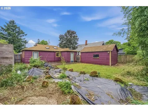 46 NE Buffalo Street Portland OR 97211