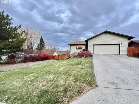 707 Highland Drive La Grande OR 97850