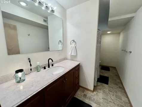 707 Highland Drive La Grande OR 97850