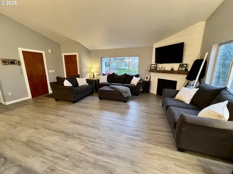 707 Highland Drive La Grande OR 97850
